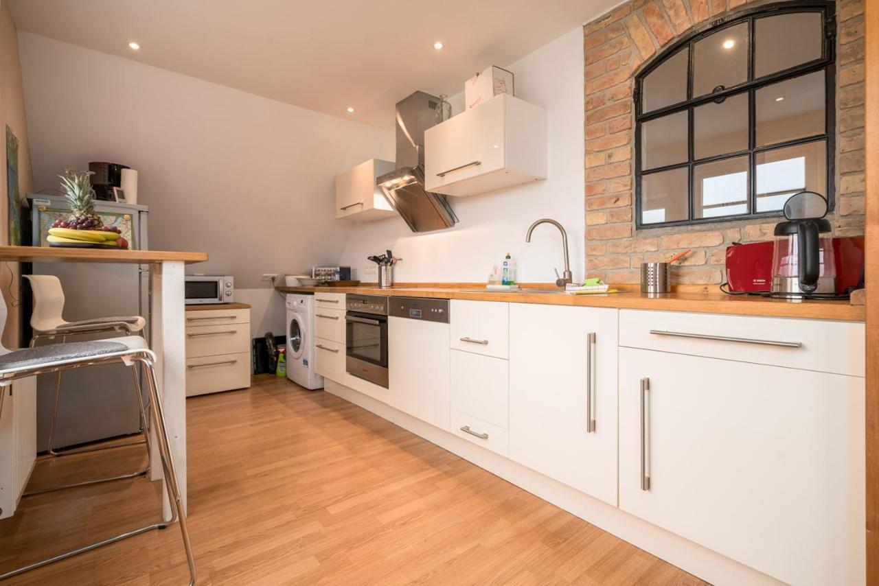 Ferienwohnung 1 Im Landhaus Am Wildpark Boek Bagian luar foto